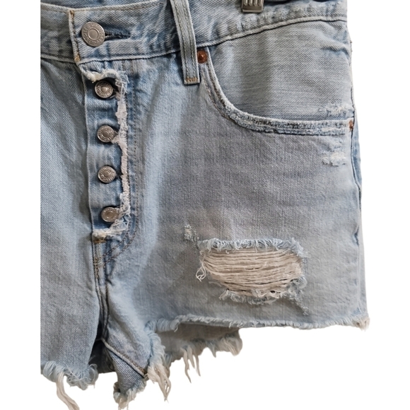 Levi's 501 Jean Shorts Light Wash Button Fly Cuttoff Distressed Rigid Denim 31 - Picture 7 of 10